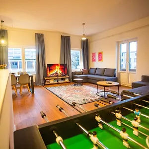 120qm/ Loft/ Tischkicker Apartment